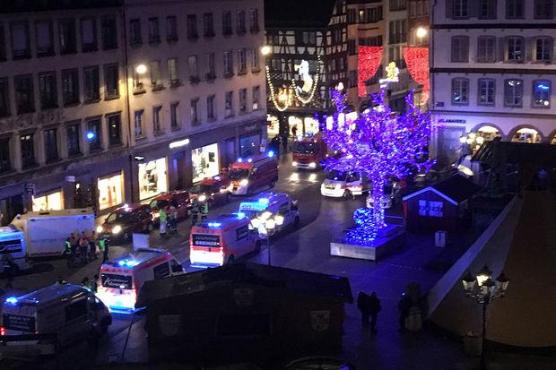 Attaque à Strasbourg: la préfecture corrige une nouvelle fois le bilan à 3 morts et 13 blessés