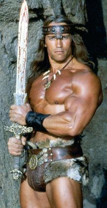 Le barbare est ambivalent. La preuve par Arnold Schwarzenegger, interprète de Conan le barbare et image du self-made-man américain en tant que gouverneur de Californie.