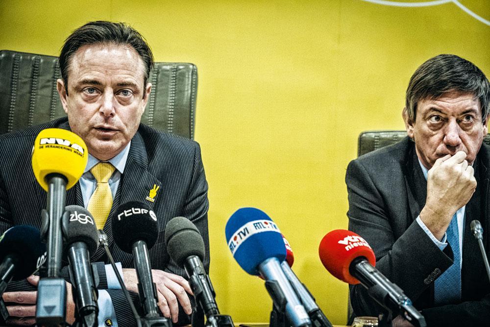 La N-VA de Bart De Wever et Jan Jambon pourrait rester incontournable et rejoindre un Michel II, en dépit de la crise de fin 2018.