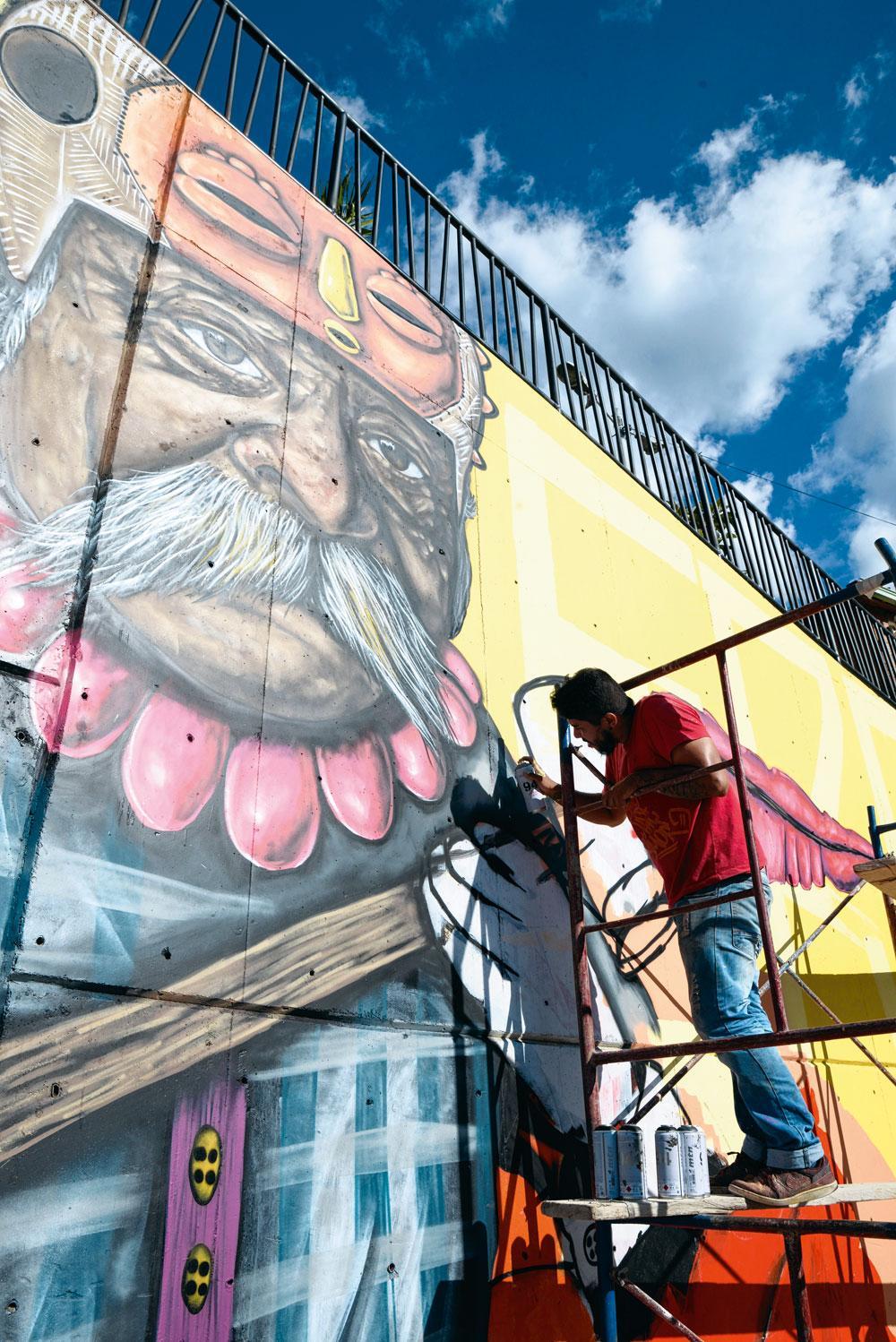 Des artistes de street-art du monde entier ont contribué au renouveau des quartiers.