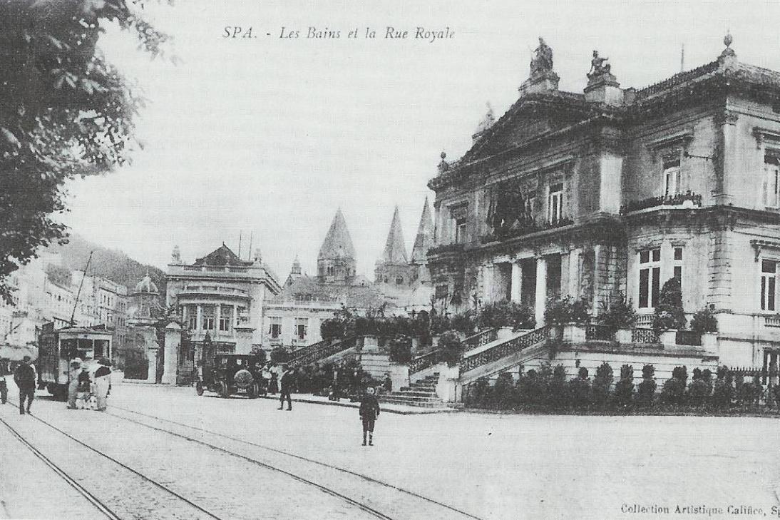 Le Bâtiment des Bains sur la rue Royale à Spa (fin 19e siècle)