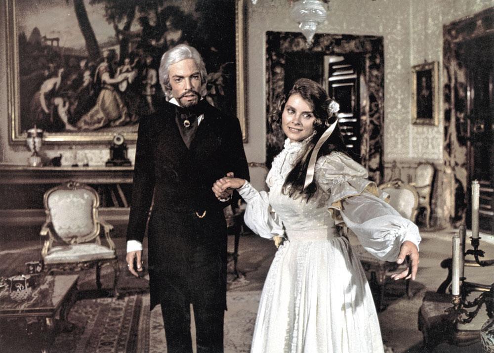 Le Comte de Monte-Cristo, d'Alexandre Dumas, dans la version filmée réalisée par David Greene en 1975, avec Richard Chamberlain et Taryn Power.