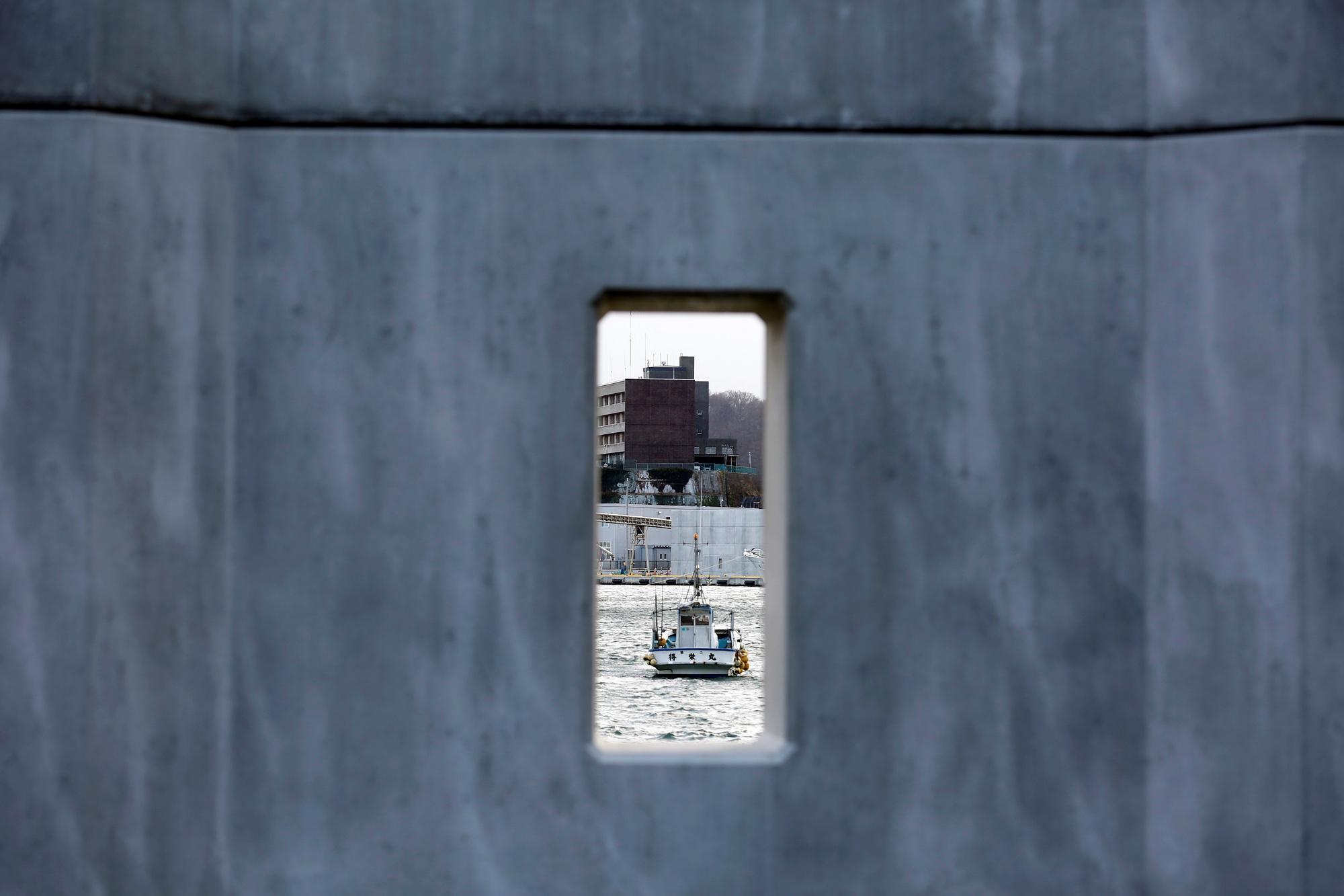 Les murs anti-tsunamis du Japon ne plaisent pas à tout le monde