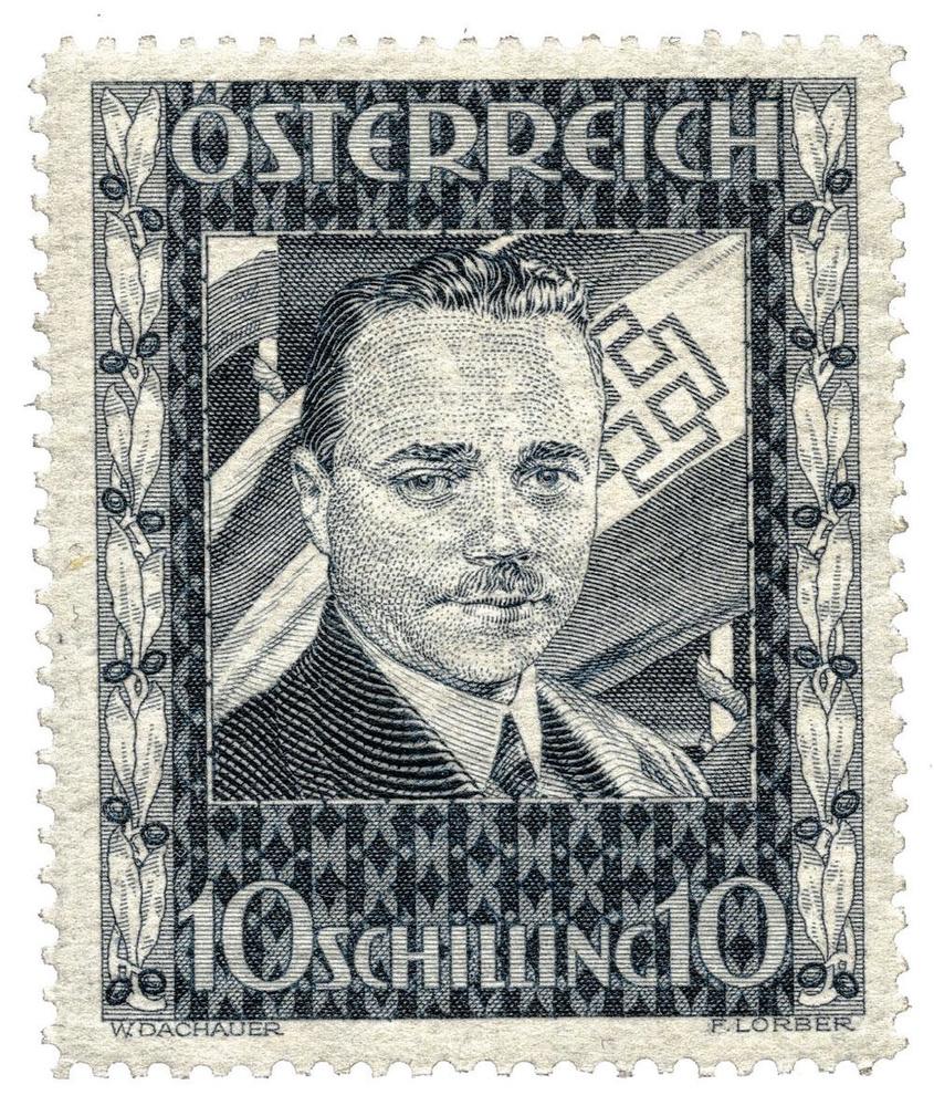 Tel un dictateur, Engelbert Dollfuss, le chancelier autrichien, régna sans Parlement à partir de 1933. Il parvint ainsi à tuer dans l'oeuf toute tentative d'opposition.