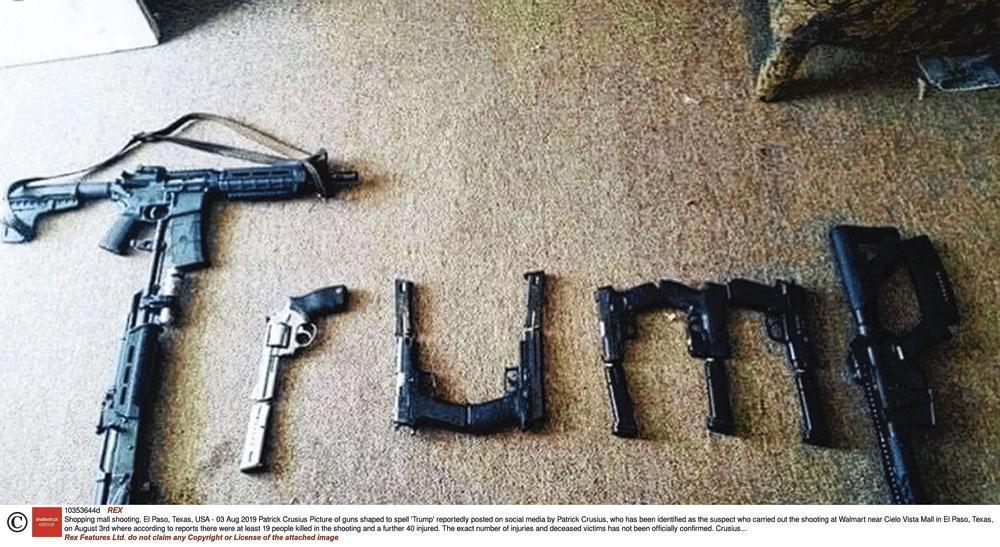 L'auteur de la fusillade d'El Paso avait posté sur les réseaux sociaux une photo de son arsenal.