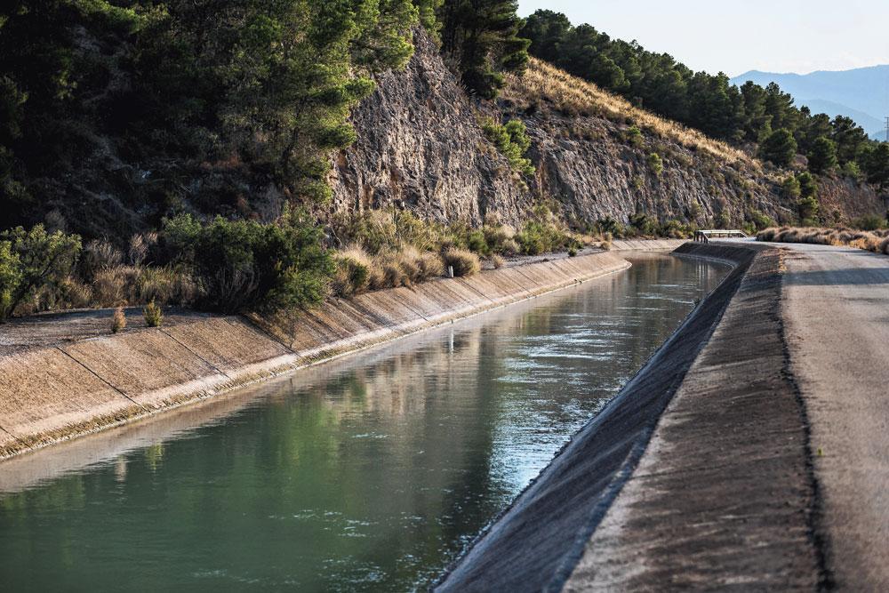 Le volume d'eau transféré entre les fleuves Tage et Segura est déjà inférieur d'un tiers à ce qui était prévu au moment du lancement du projet, sous Franco.