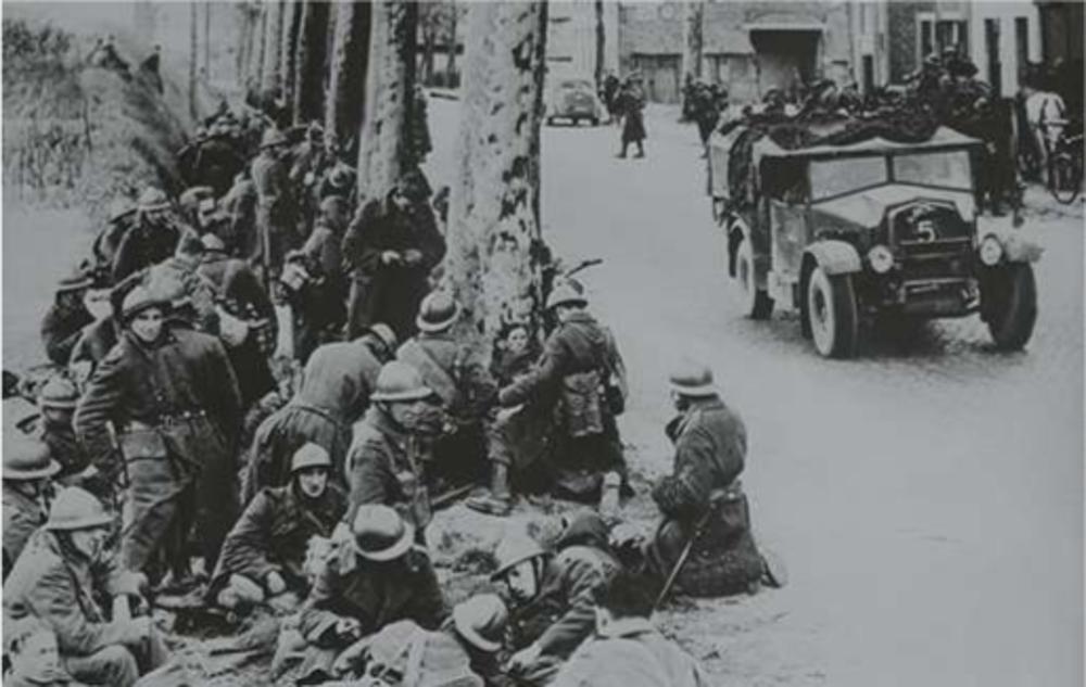 332 000 jeunes Belges sont envoyés comme recrues de réserve dans le midi de la France.