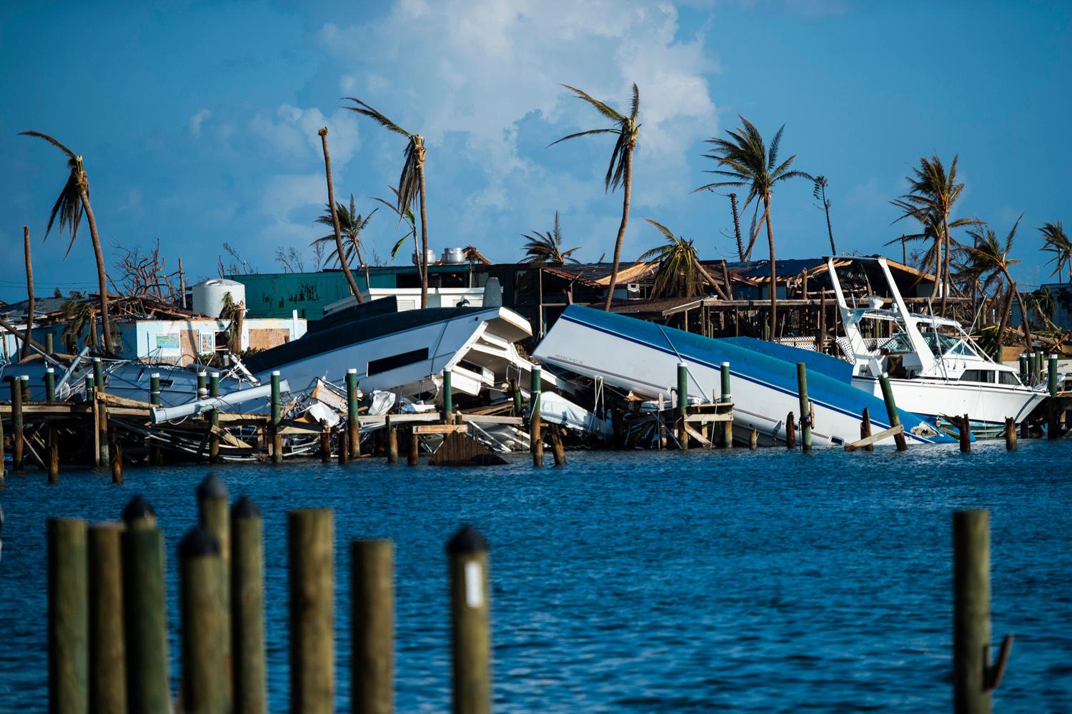 Bahamas: une marée noire, l'autre malédiction de l'ouragan Dorian (en images)