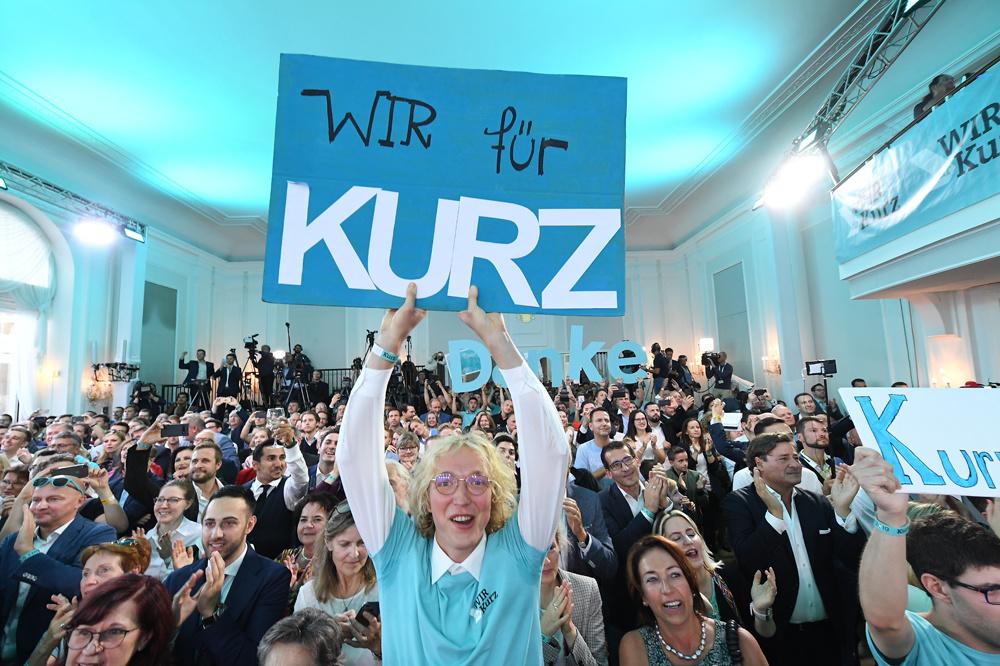 L'Autrichien Sebastian Kurz triomphe, mais il est bien seul