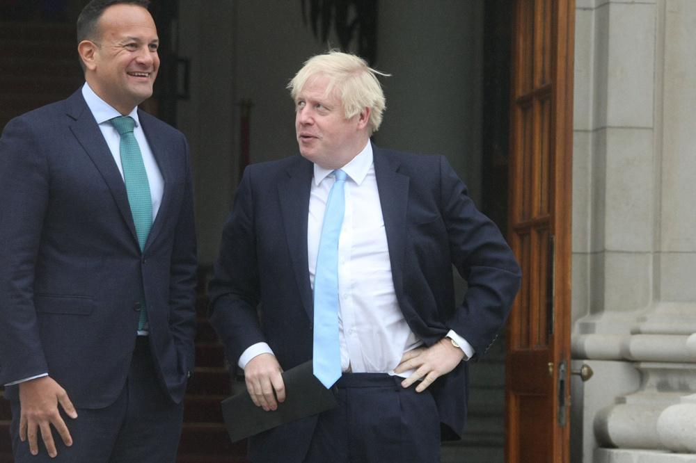Le Premier ministre irlandais Leo Varadkar et son homologue britannique Boris Johnson.