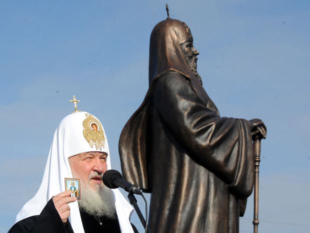 Discours du patriarche Cyrille à l'inauguration d'un monument pour son prédécesseur Alexis II à Minsk en octobre 2012.