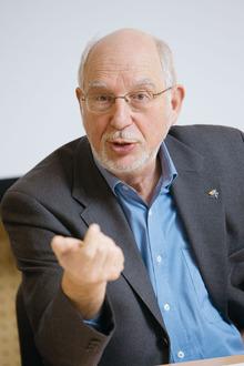 Philippe Defeyt (Ecolo), ancien président du CPAS de Namur : 