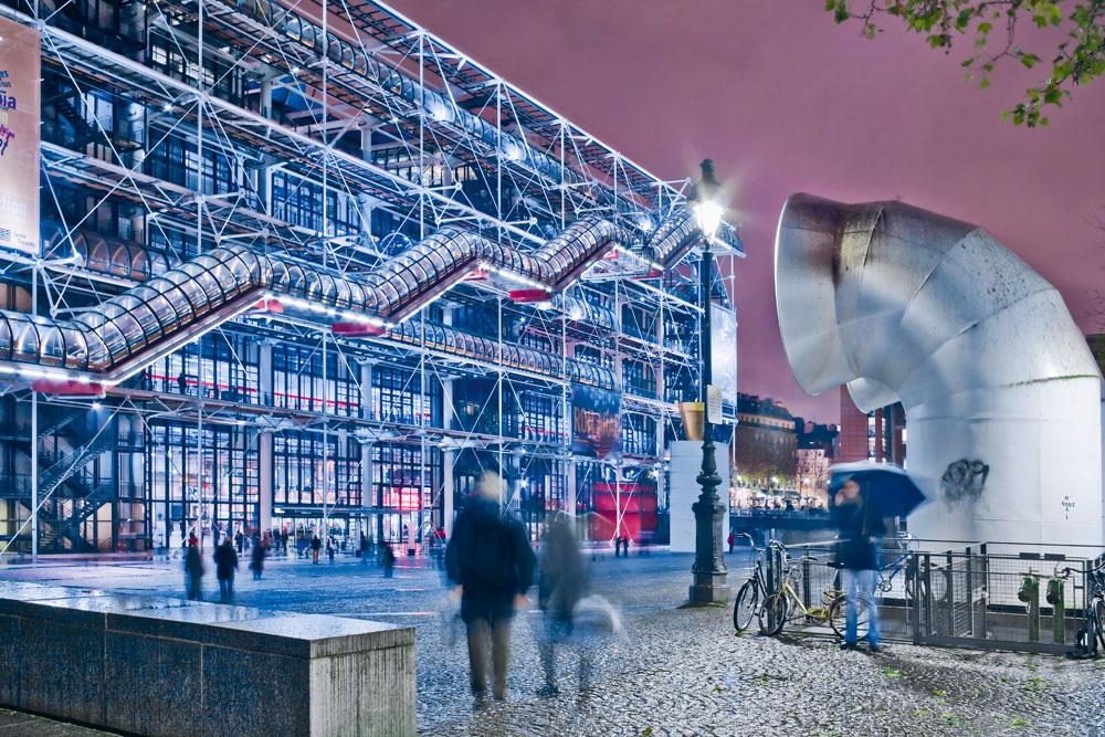 Beaubourg : un must  de l'architecture. Mais  à sa naissance, en 1977, le bâtiment conçu par Renzo Piano et Richard Rogers était surnommé 