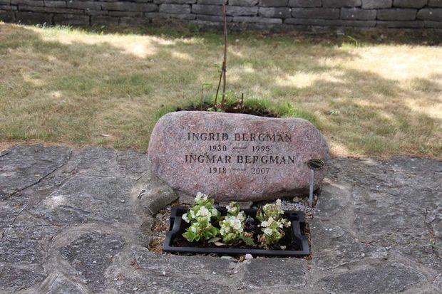 Ingmar Bergman repose à Faro au côté de son épouse Ingrid von Rosen