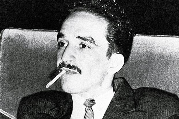 En 1955, Gabriel Garcia Marquez, alors jeune reporter, signe la biographie du champion colombien Ramon Hoyos.