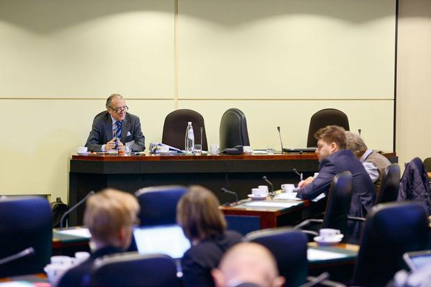 L'ex-patron de la Sûreté Alain Winants, en mauvaise posture face à la commission.