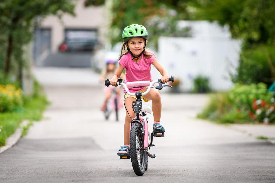 Les enfants ont droit à un vélo adapté