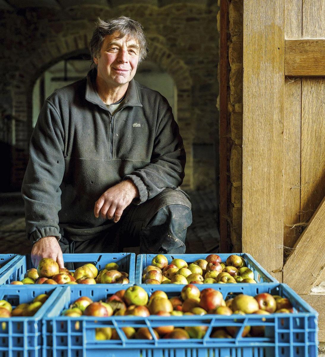 L'aventure du cidre de Roger Divan a commencé lorsqu'il a remis en état un pressoir à jus de pomme traditionnel.