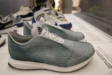 Les baskets Adidas Parley faits à partir de plastique recyclé ont été vendus à un million d'exemplaires depuis 2015.