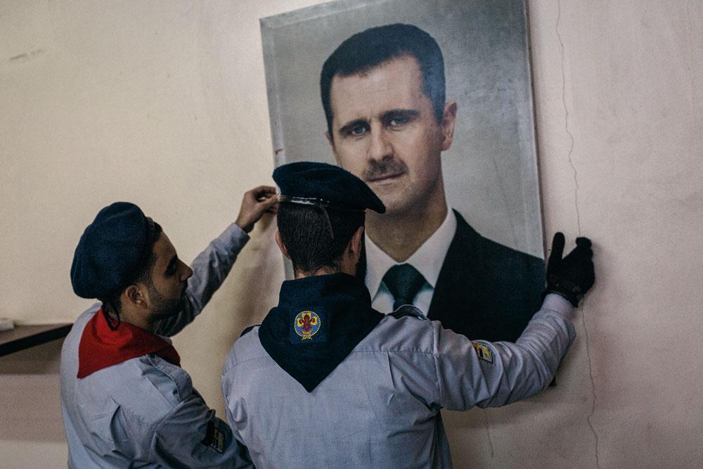 Sorti vainqueur de la guerre, il doit beaucoup à ses alliés russes et iraniens : Bachar al-Assad est devenu le vassal de ses protecteurs.