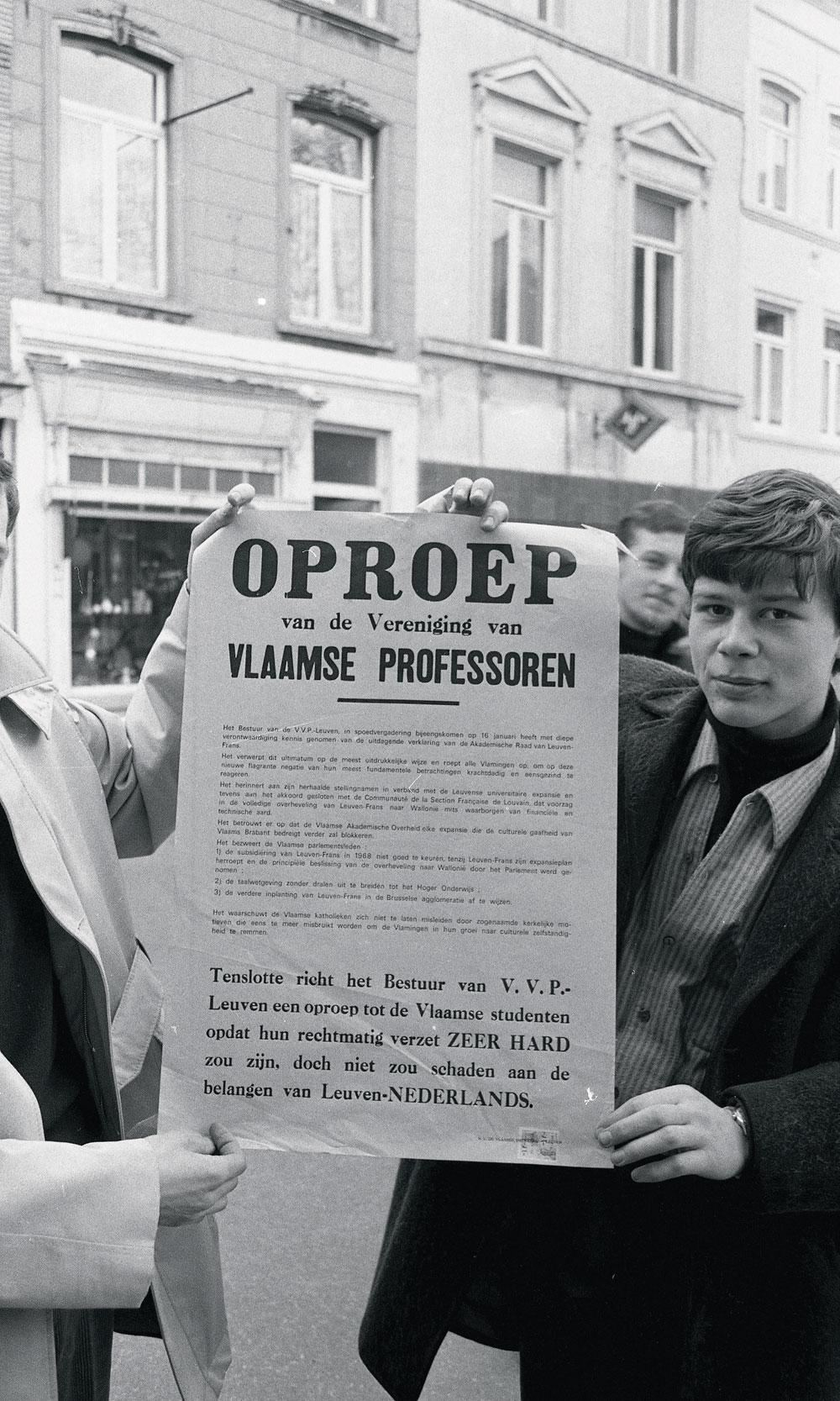 Les professeurs flamands font pression pour la scission de l'université de Louvain.