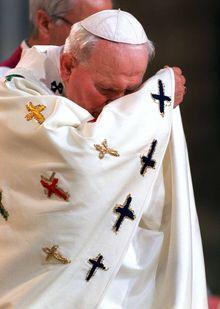 Jean Paul II habillé par JCDC 