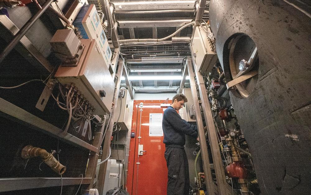 L'eau est traitée dans la petite station d'épuration et recyclée pour les usages non potables.