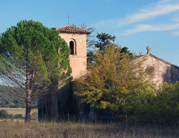 Le village provençal d'Ampus, un éloge aux liens sociaux