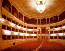 Le Teatro della Pergola accueillait des bals autrefois.