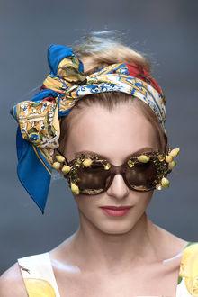 Le bandeau façon Dolce & Gabbana
