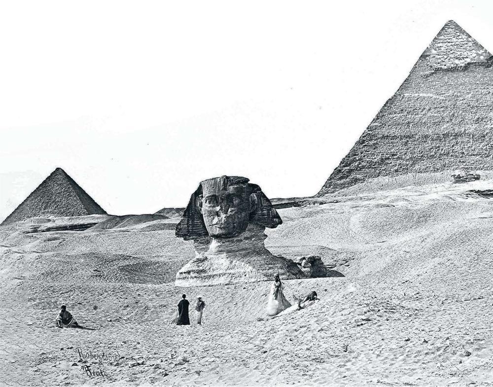 Les jeunes époux voyagent incognito en Égypte, où naît sans doute la fibre exploratrice du futur roi.