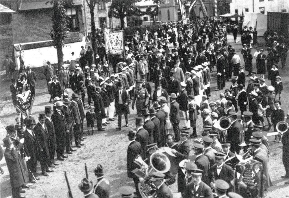 Le général Herman Baltia accueilli à Saint-Vith en 1924 : les pouvoirs d'un 