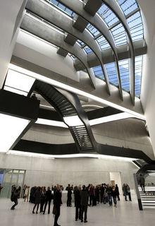 Décès de la célèbre architecte Zaha Hadid, à l'âge de 65 ans