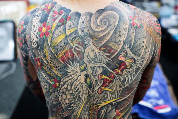 Le tatouage, toujours perçu comme signe de mauvaise vie au Japon