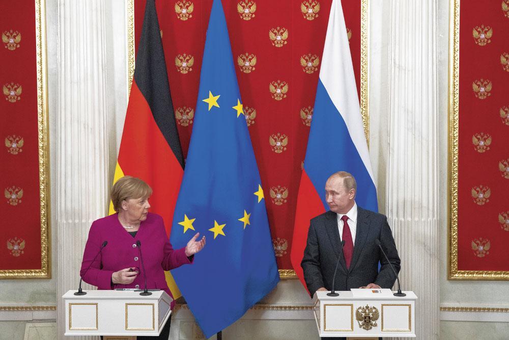 La chancelière allemande Angela Merkel s'est entretenue, le 11 janvier, avec Vladimir Poutine sur le dossier libyen : histoire de rappeler le rôle de l'Union européenne.
