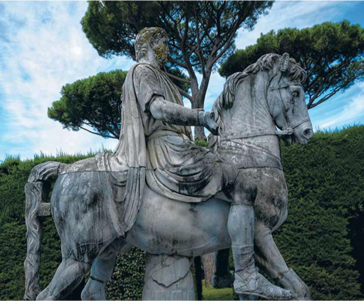 Statue équestre de l'empereur Septime Sévère.