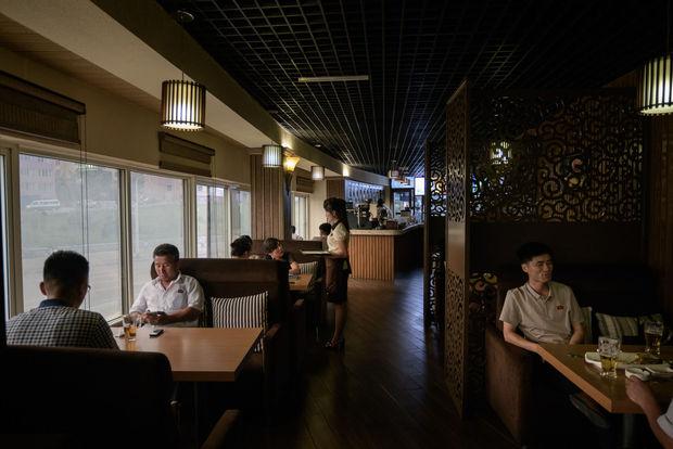 Des hamburgers à Pyongyang, petit soupçon de culture américaine en Corée du Nord