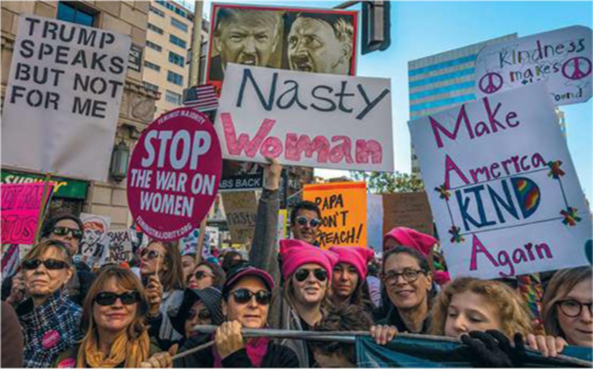 Quelque 750 000 femmes prennent part à la Marche des femmes à Los Angeles en 2017. Il est clair que peu de femmes aiment Trump.