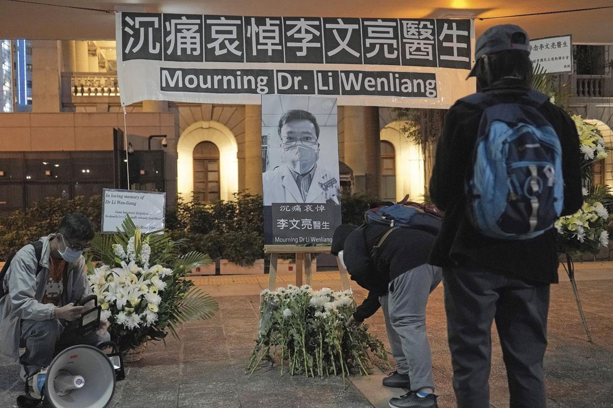 7 février Mort du docteur Li, le nombre de personnes décédées dépasse le bilan de l'épidémie de Sras en 2003.