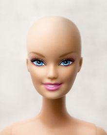 Barbie : 7 choses à savoir sur un jouet plus féministe qu'il n'y paraît