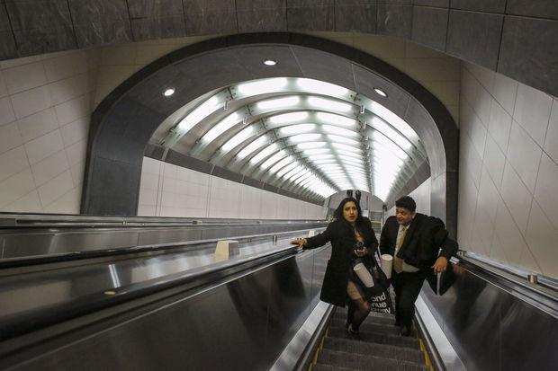 Les New-Yorkais aux anges devant leurs nouvelles stations de métro