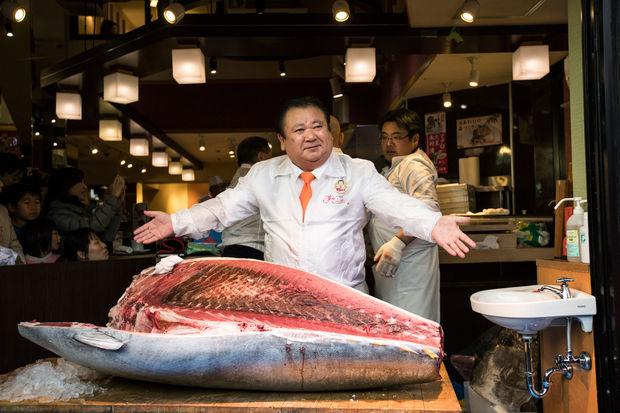 Un thon rouge à 605.000 euros à la première criée 2017 à Tokyo