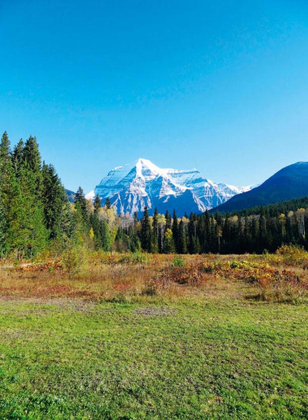 L'immense mont Robson, qui dévoile rarement son sommet.