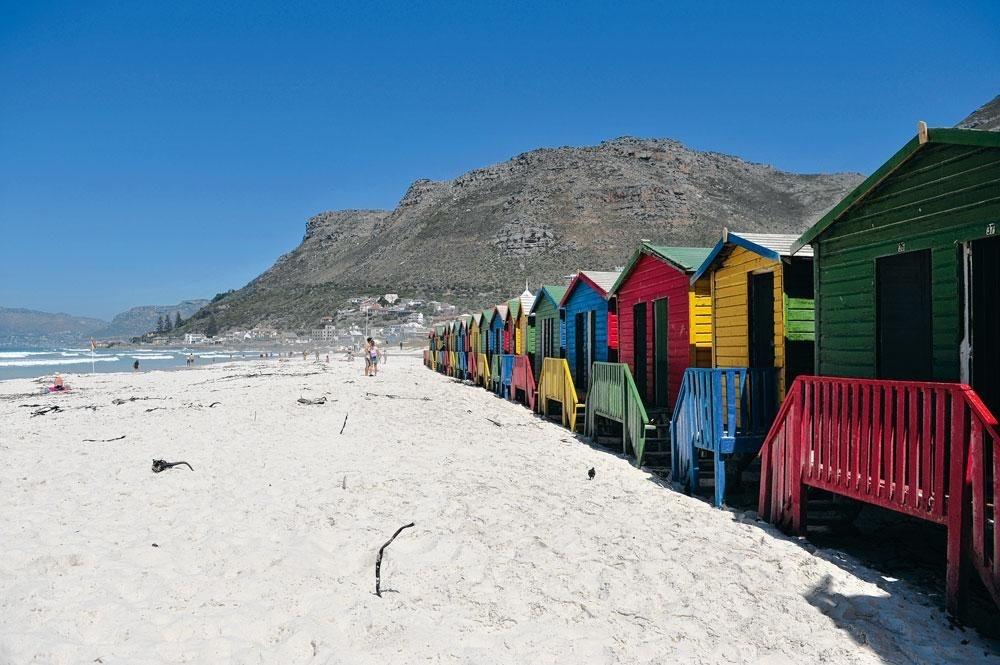 Festival de couleurs sur la plage de Muizenberg, au Cap.