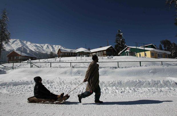 Le Cachemire, paradis de la poudreuse, veut se faire un nom dans le ski