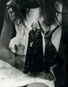 Hermès - La femme et le photographe : Isabelle. Printemps-été 2001. Photo : Alexia Silvagny - Maison Martin Margiela. Automne-hiver 1991-1992