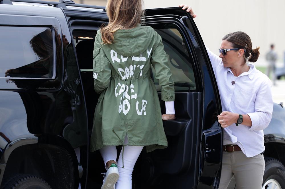 La fameuse veste, et le message de Melania Trump à ceux à qui elle tourne le dos