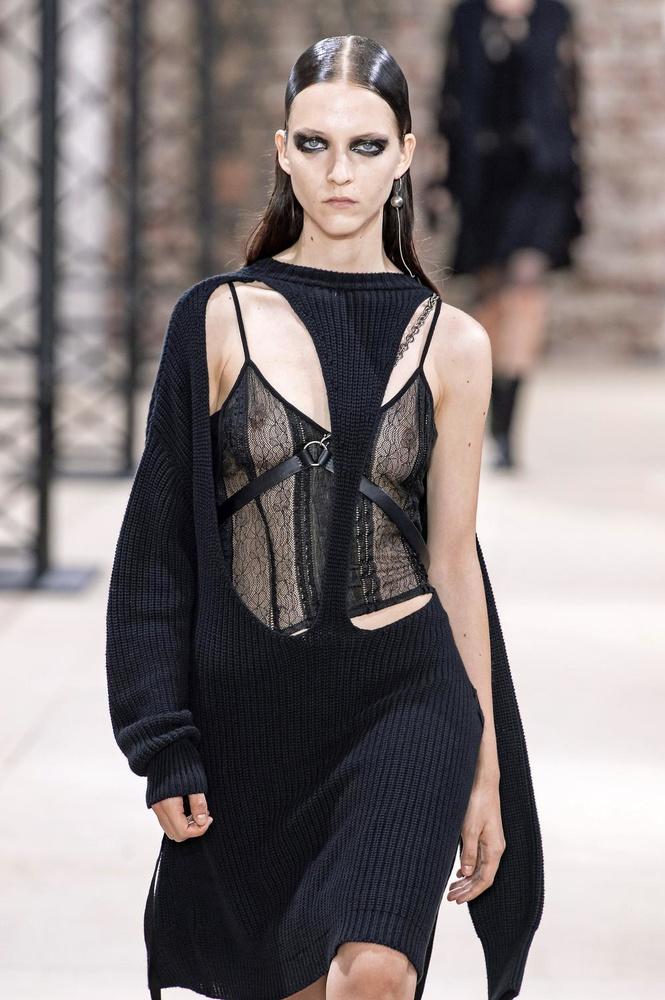 La transparence d'après Ann Demeulemeester SS20