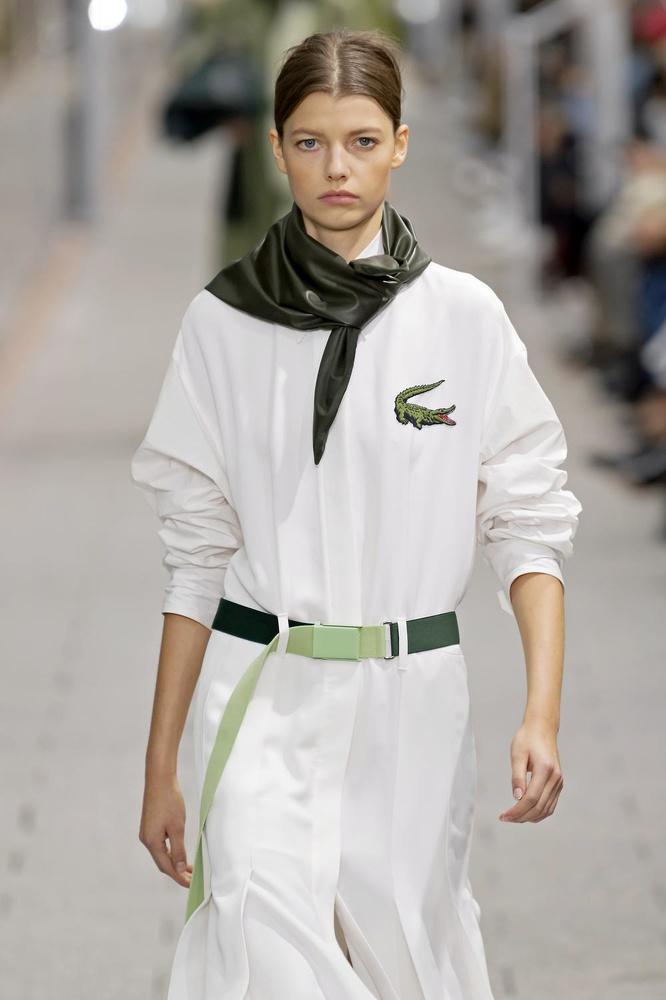 Le tee-shirt logo croco de Lacoste SS20