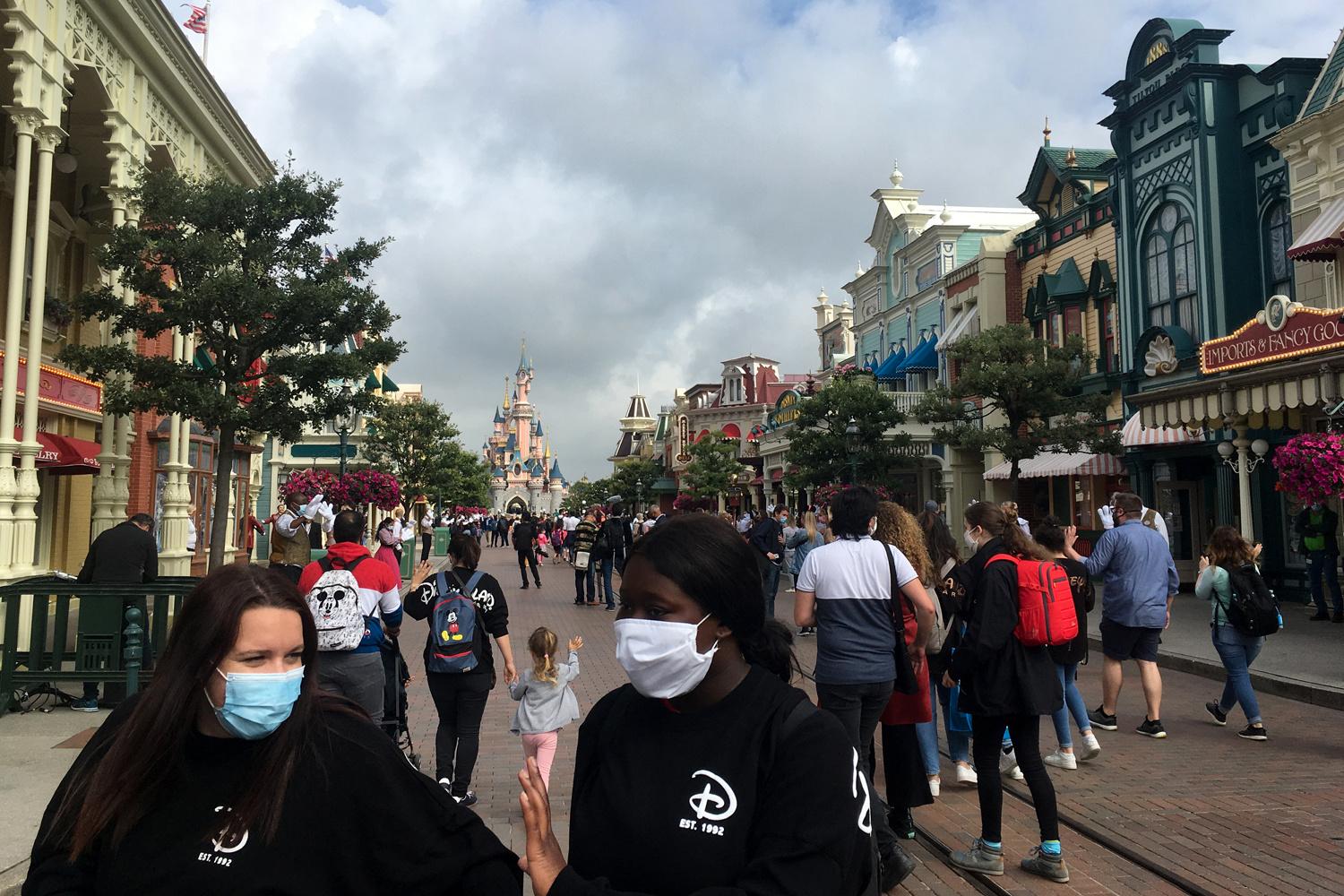 Disneyland Paris, à sa réouverture, le 15 juillet 2020